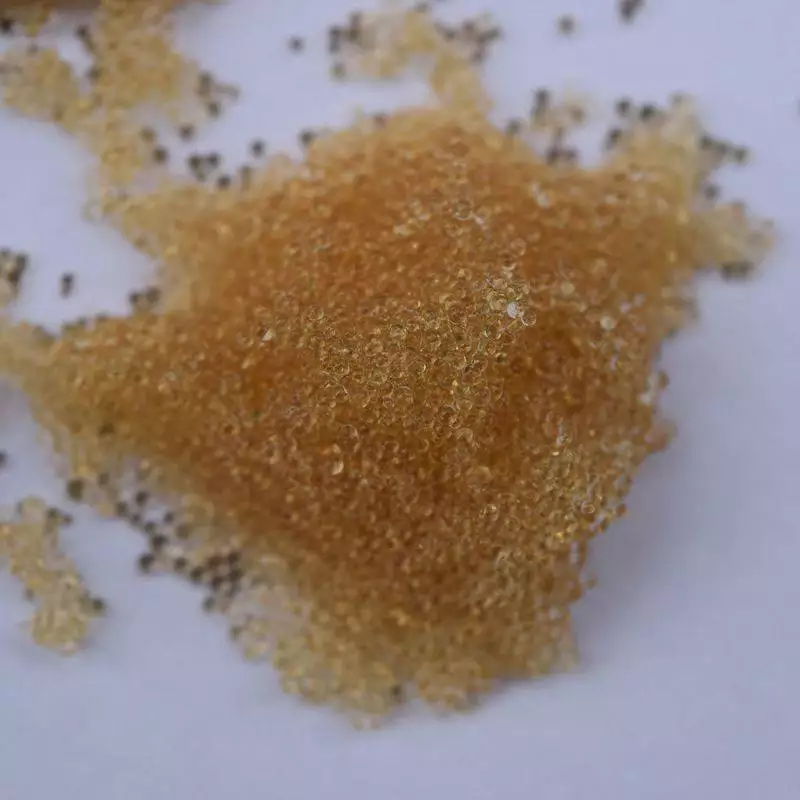 Chelating resin